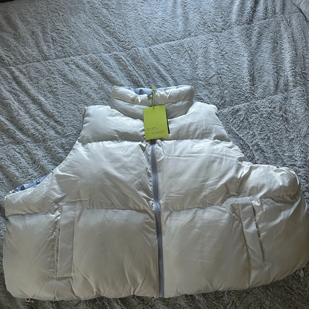 All in Motion Women's Reversible Snowsport Puffer Vest, NWT Sise 4X - Picture 5 of 9